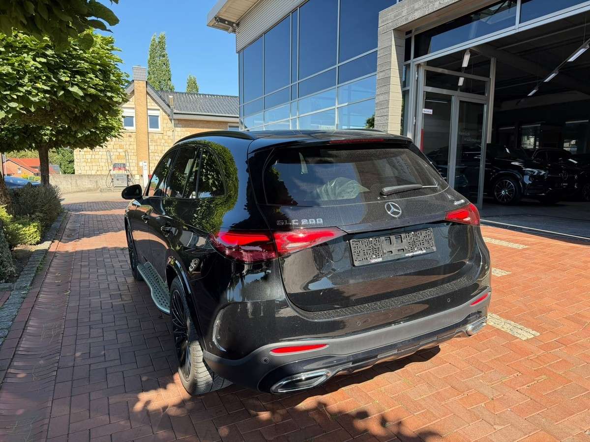 Fahrzeugbild eines Mercedes-Benz GLC