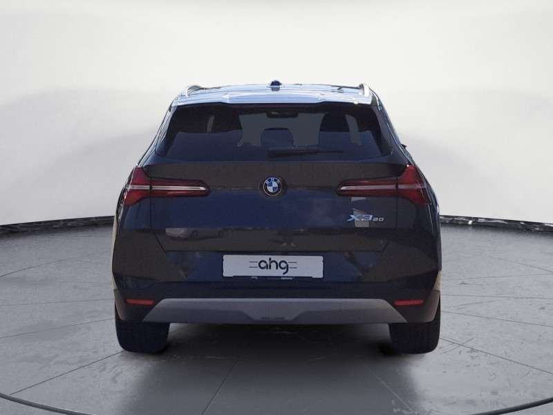 Fahrzeugbild eines BMW X3