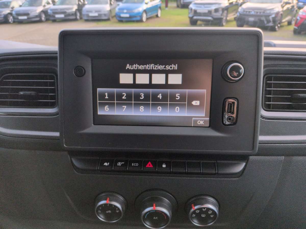 Fahrzeugbild eines Nissan Interstar