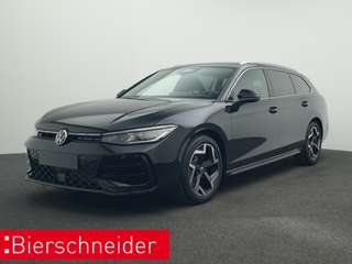 Schräge Frontansicht auf einen Volkswagen Passat , freigestellt