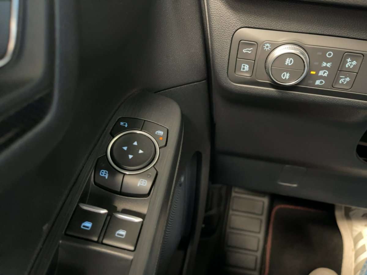 Fahrzeugbild eines Ford Kuga