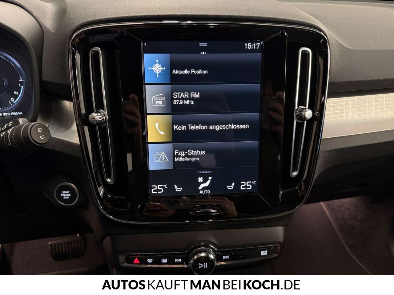 Fahrzeugbild eines Volvo XC40