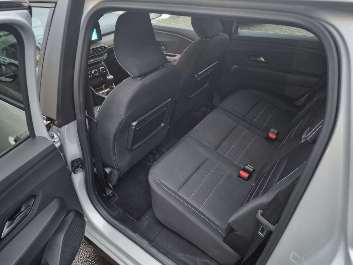 Fahrzeugbild eines Dacia Jogger
