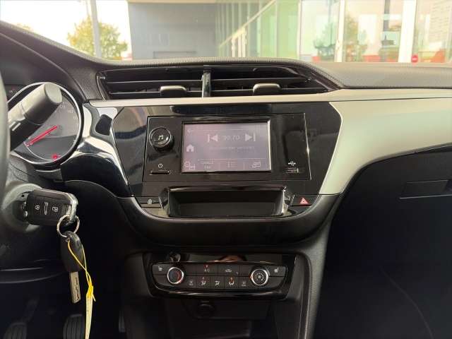 Fahrzeugbild eines Opel Corsa