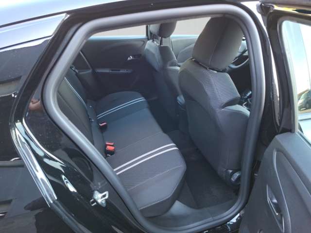 Fahrzeugbild eines Opel Corsa