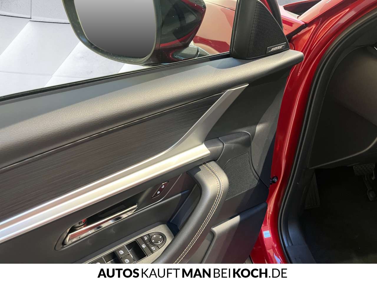 Fahrzeugbild eines Mazda CX-60
