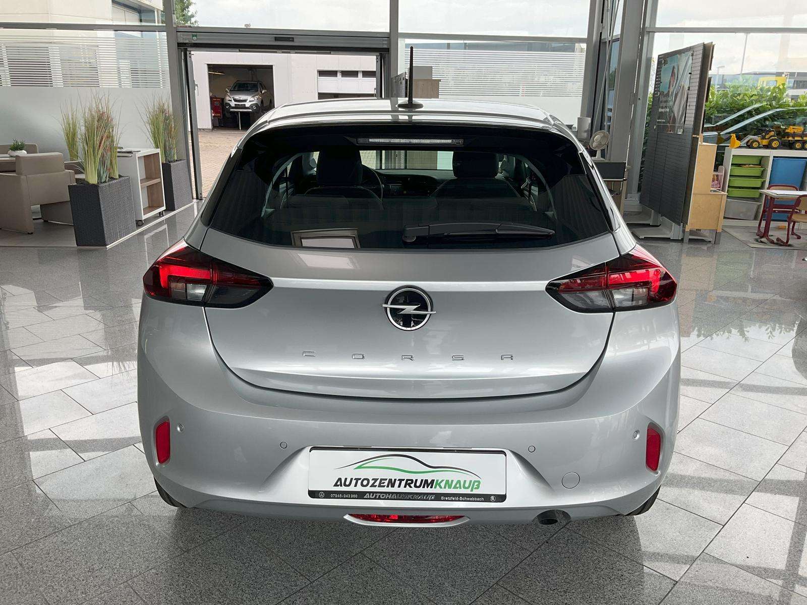 Fahrzeugbild eines Opel Corsa