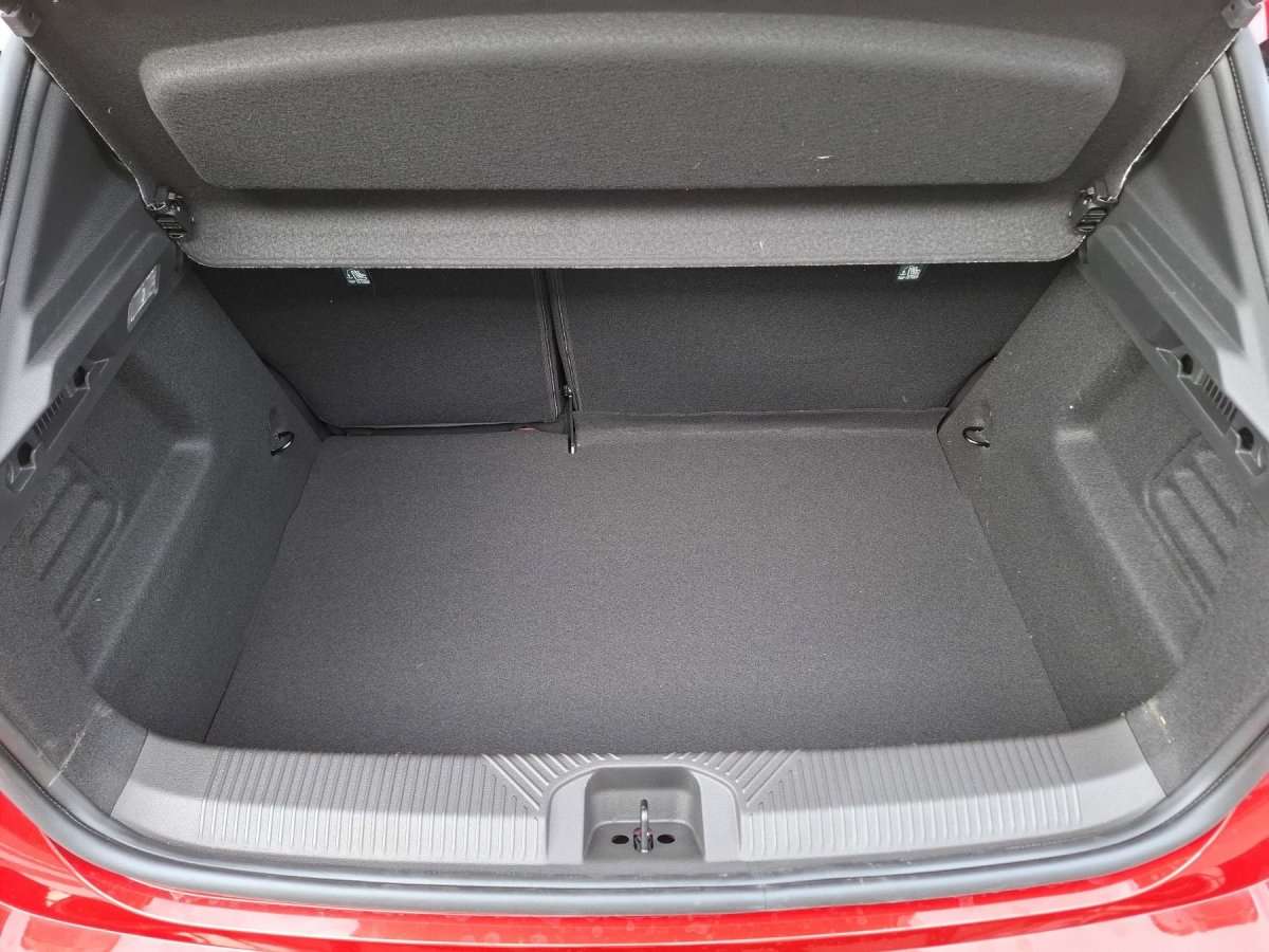 Fahrzeugbild eines Renault Clio