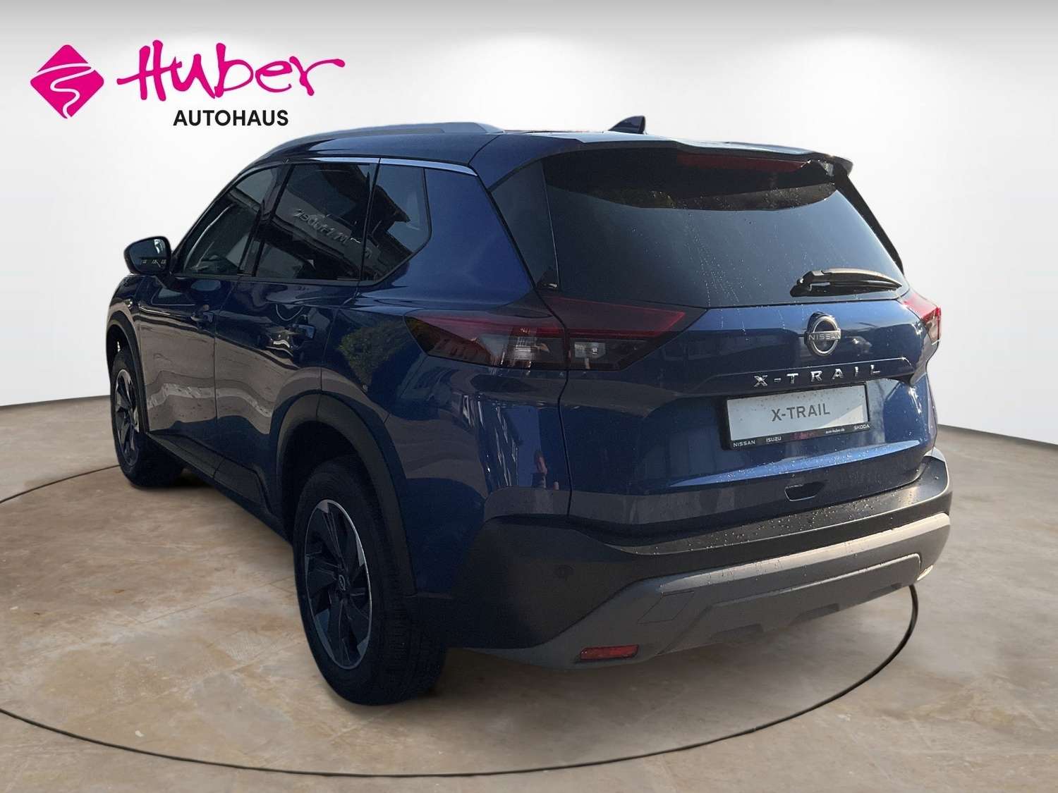 Fahrzeugbild eines Nissan X-TRAIL