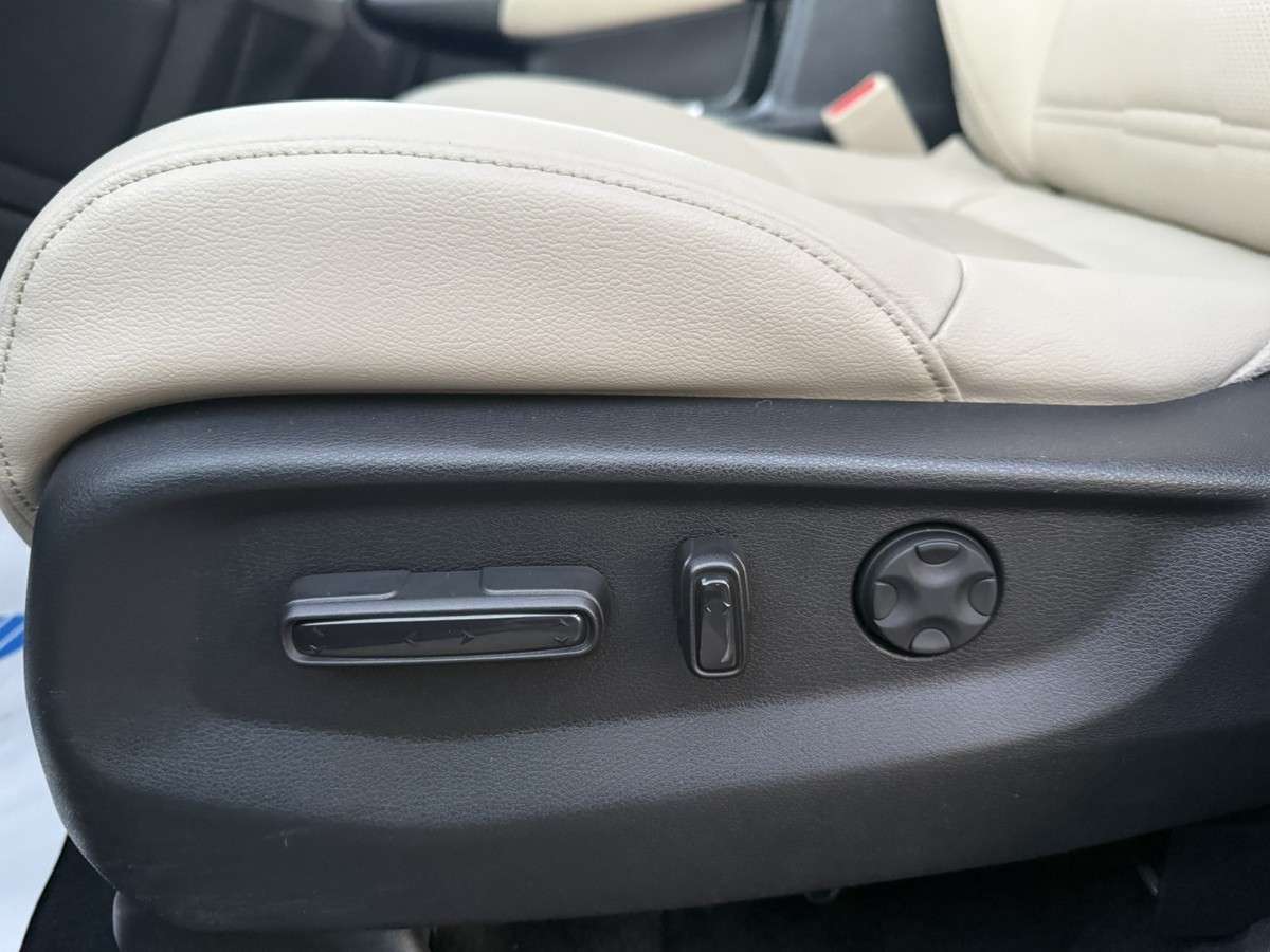 Fahrzeugbild eines Honda CR-V