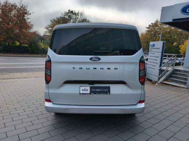 Fahrzeugbild eines Ford Tourneo Custom