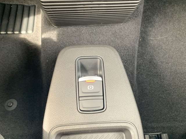 Fahrzeugbild eines Renault 5 E-TECH