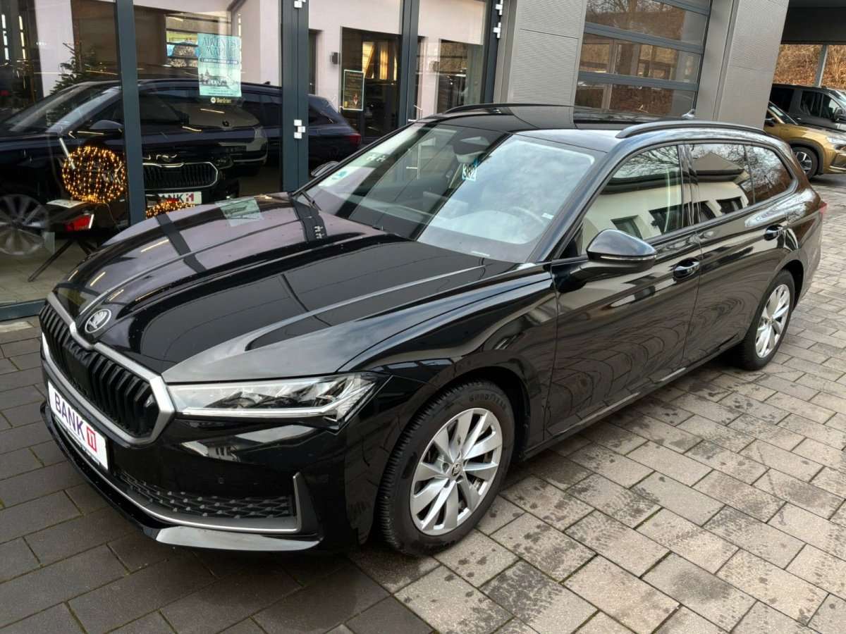 Fahrzeugbild eines Skoda Superb