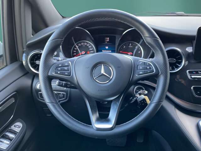 Fahrzeugbild eines Mercedes-Benz V-Klasse