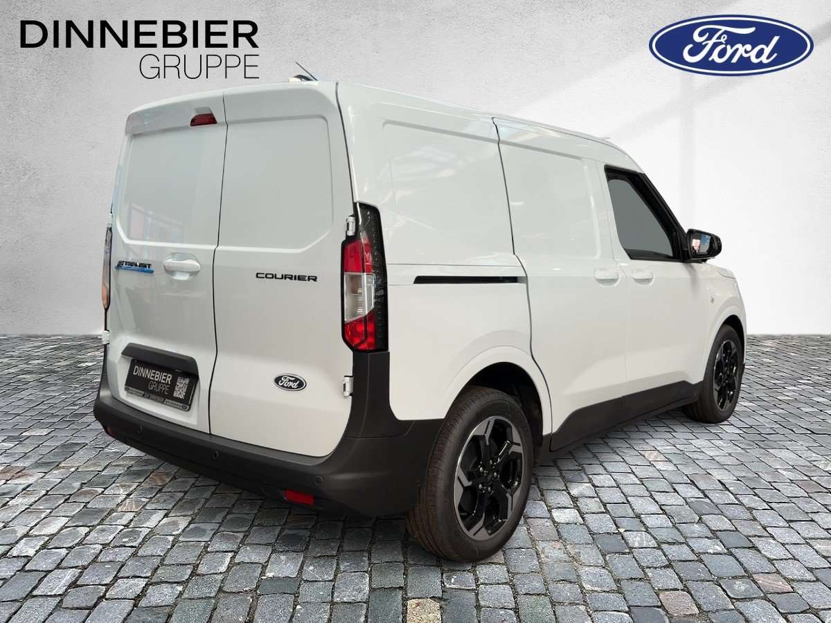 Fahrzeugbild eines Ford Transit Courier