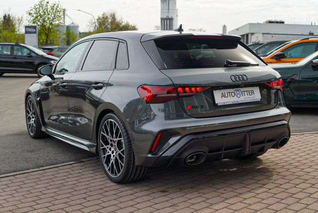 Fahrzeugbild eines Audi RS3