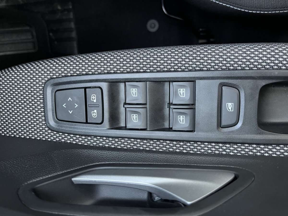 Fahrzeugbild eines Dacia Sandero