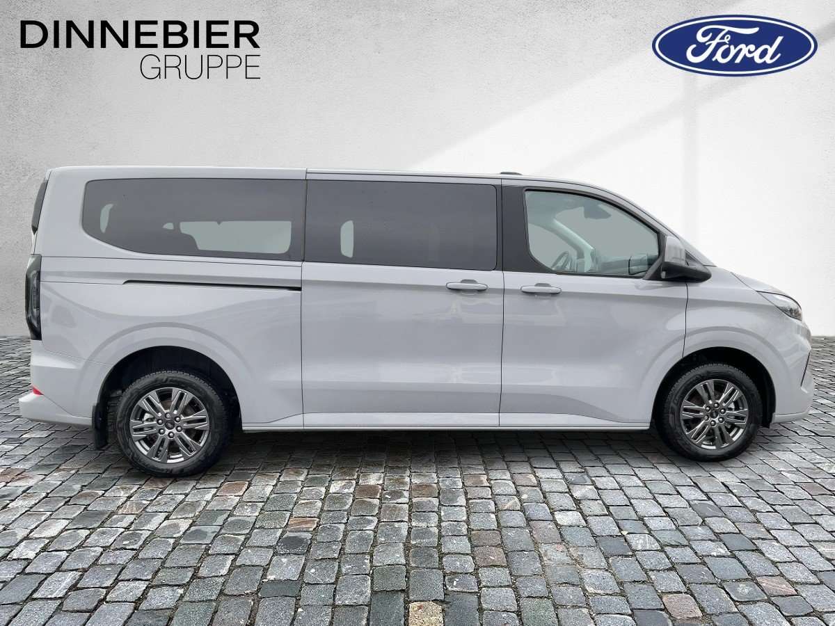 Fahrzeugbild eines Ford Tourneo Custom