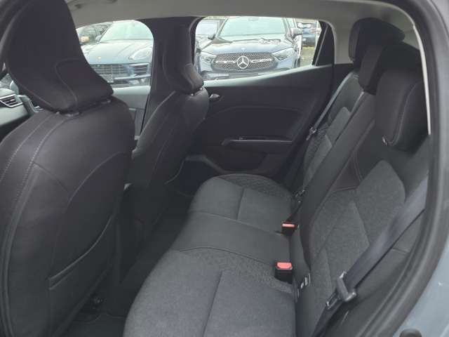 Fahrzeugbild eines Renault Clio