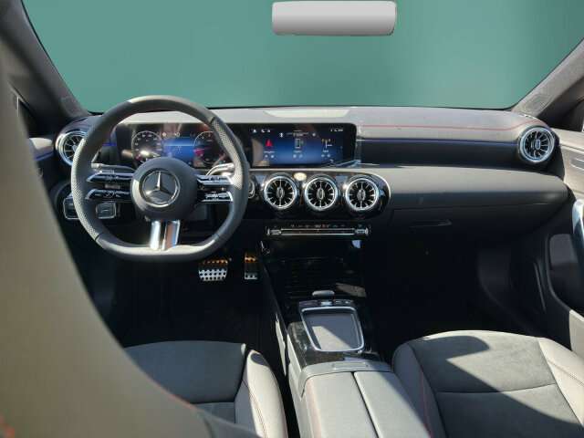 Fahrzeugbild eines Mercedes-Benz CLA