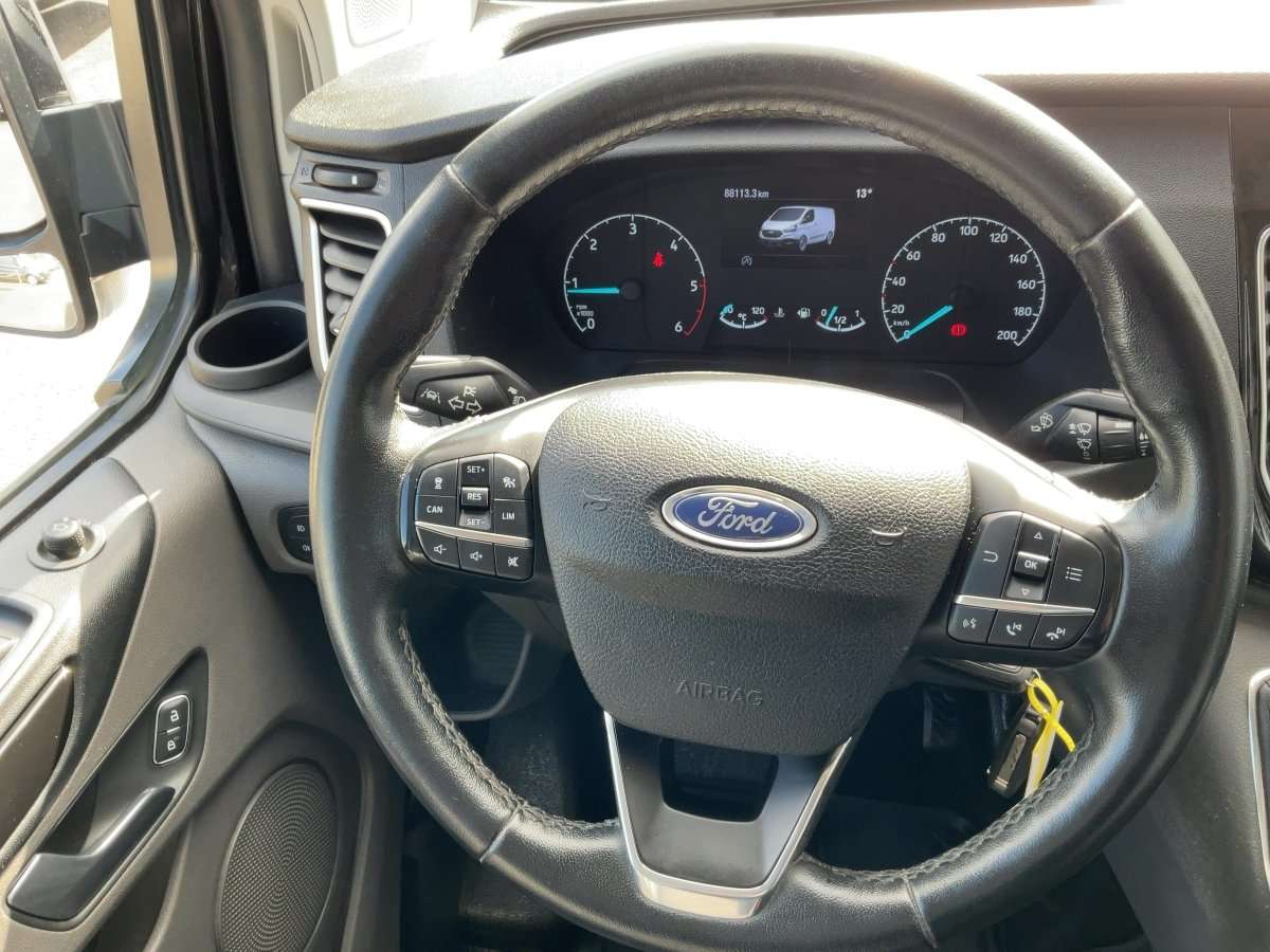 Fahrzeugbild eines Ford Transit Custom