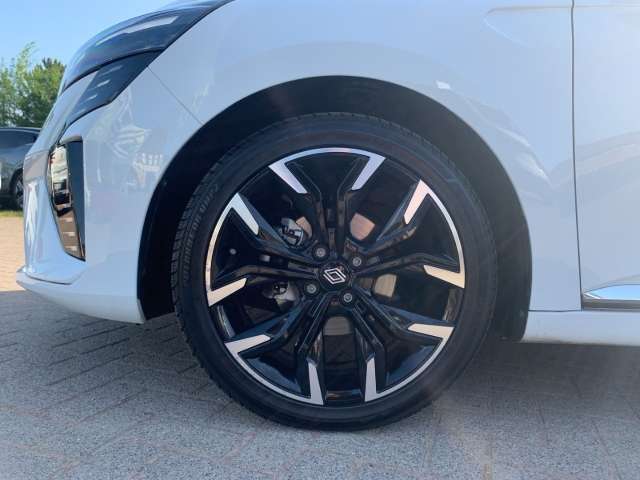 Fahrzeugbild eines Renault Clio