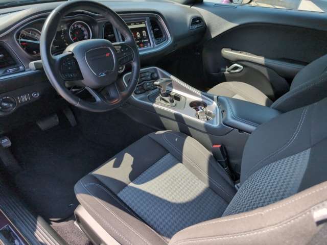 Fahrzeugbild eines Dodge Challenger