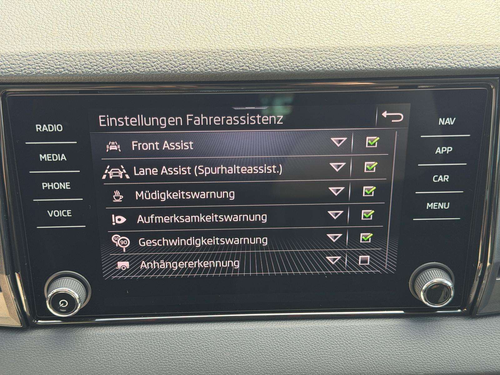 Fahrzeugbild eines Skoda Karoq