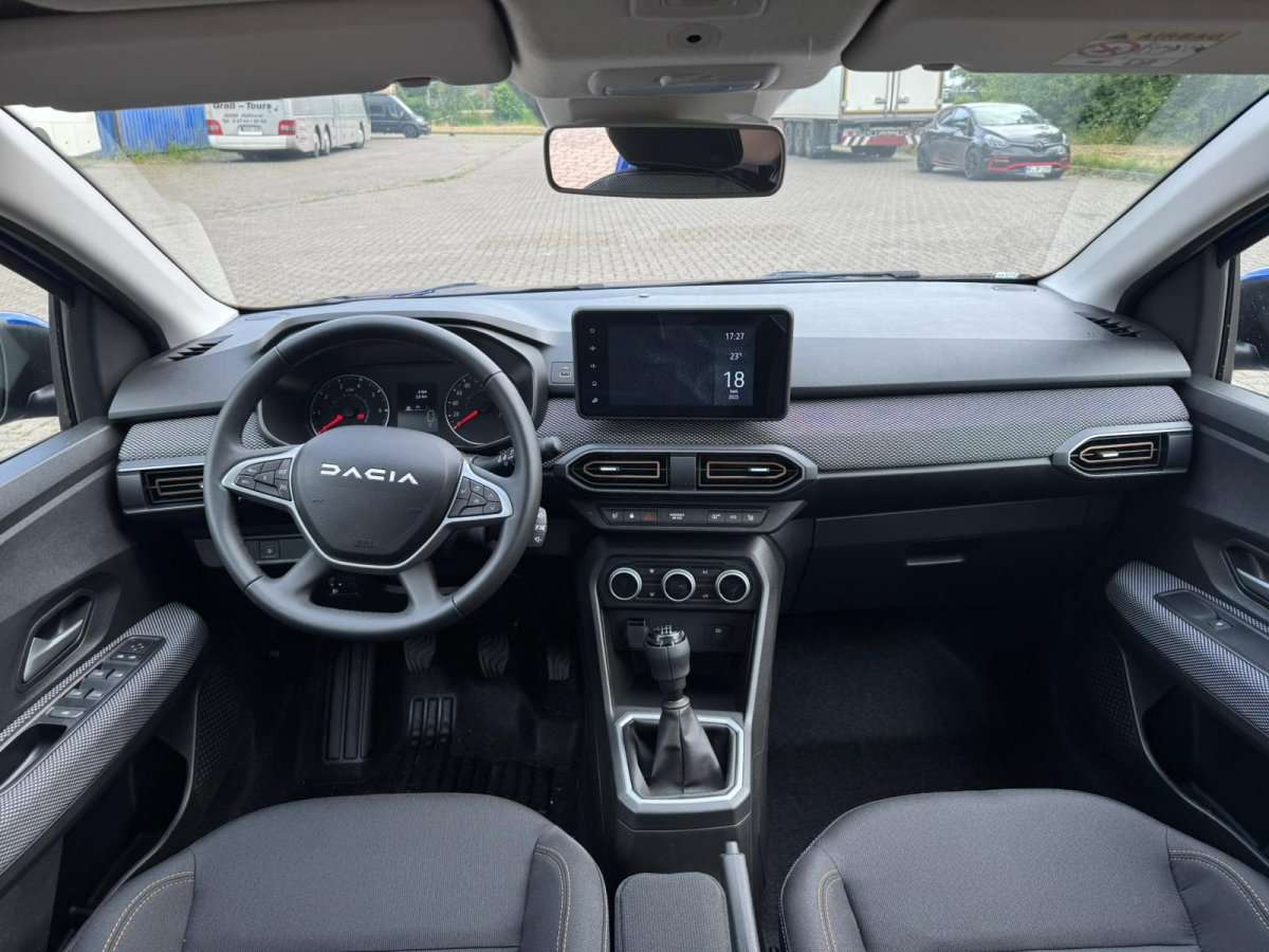 Fahrzeugbild eines Dacia Sandero