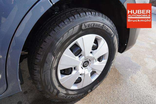 Fahrzeugbild eines Renault Master