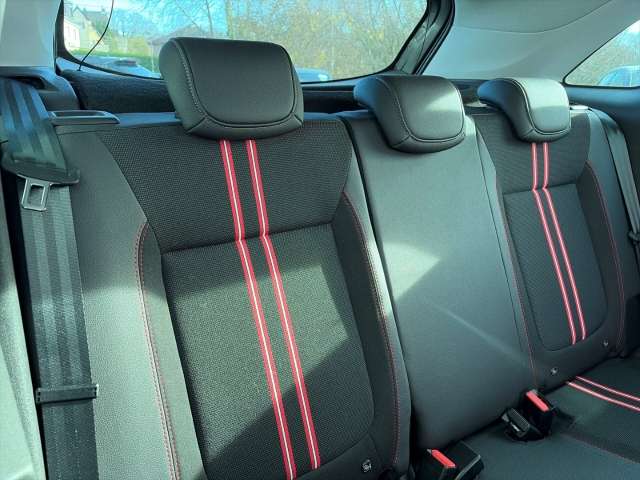 Fahrzeugbild eines Opel Crossland X