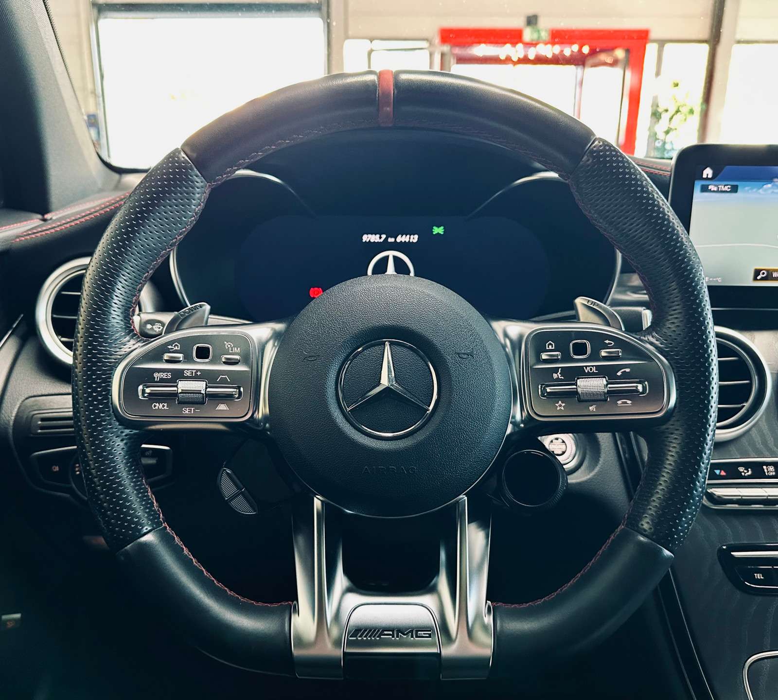 Fahrzeugbild eines Mercedes-Benz GLC