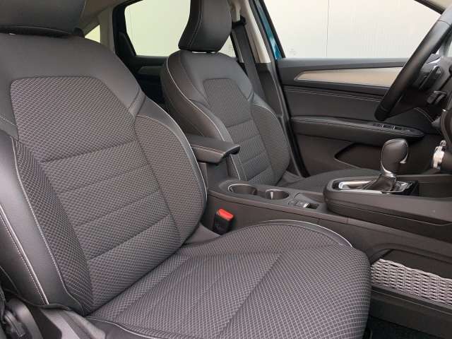 Fahrzeugbild eines Renault Arkana