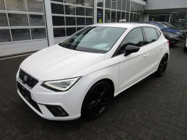 Fahrzeugbild eines SEAT Ibiza