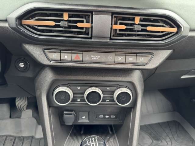 Fahrzeugbild eines Dacia Jogger