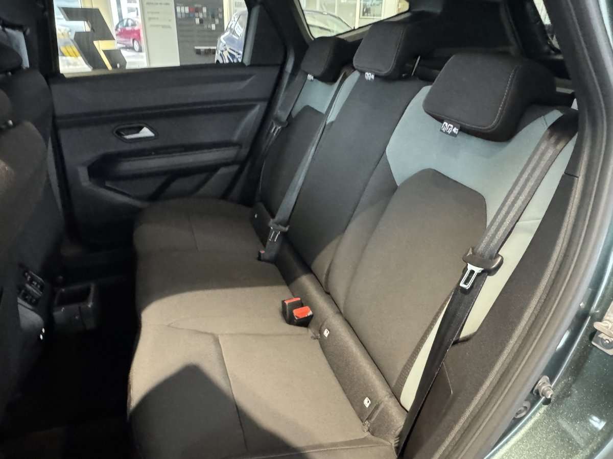 Fahrzeugbild eines Dacia Bigster