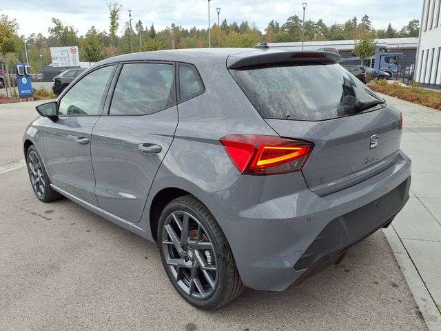 Fahrzeugbild eines SEAT Ibiza
