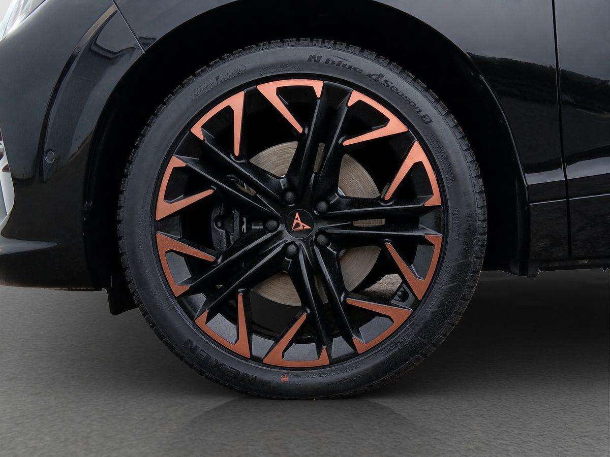 Fahrzeugbild eines CUPRA Terramar