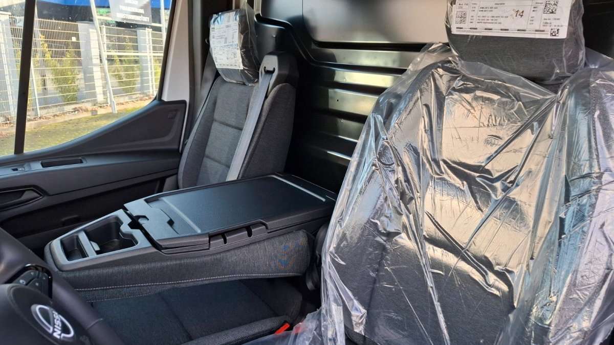 Fahrzeugbild eines Nissan Interstar