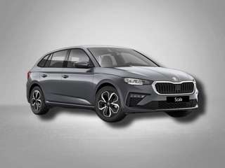 Schräge Frontansicht auf einen Skoda Scala , freigestellt
