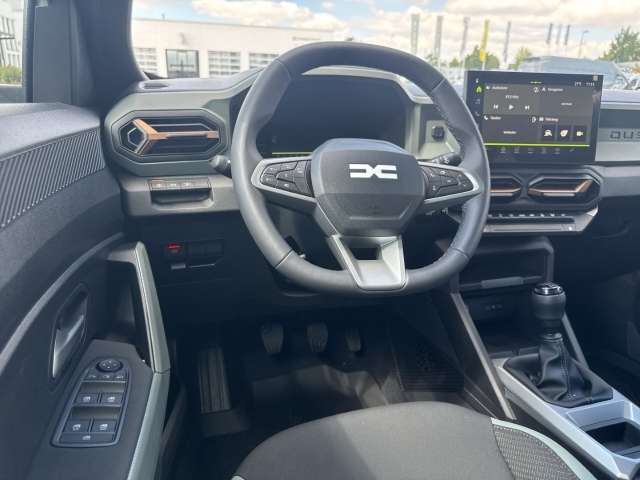 Fahrzeugbild eines Dacia Duster