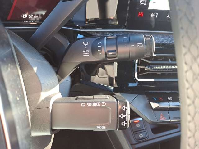 Fahrzeugbild eines Renault 5 E-TECH