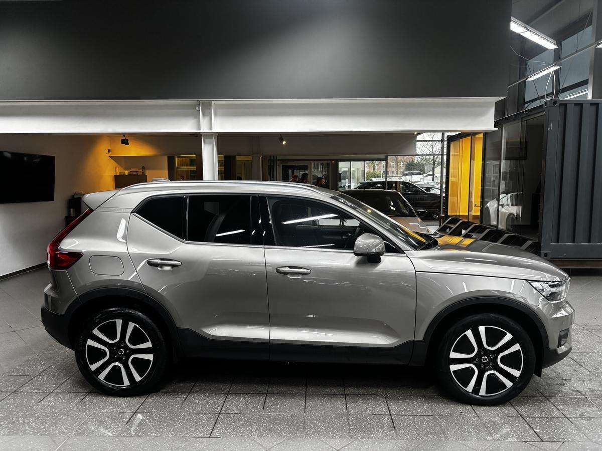 Fahrzeugbild eines Volvo XC40