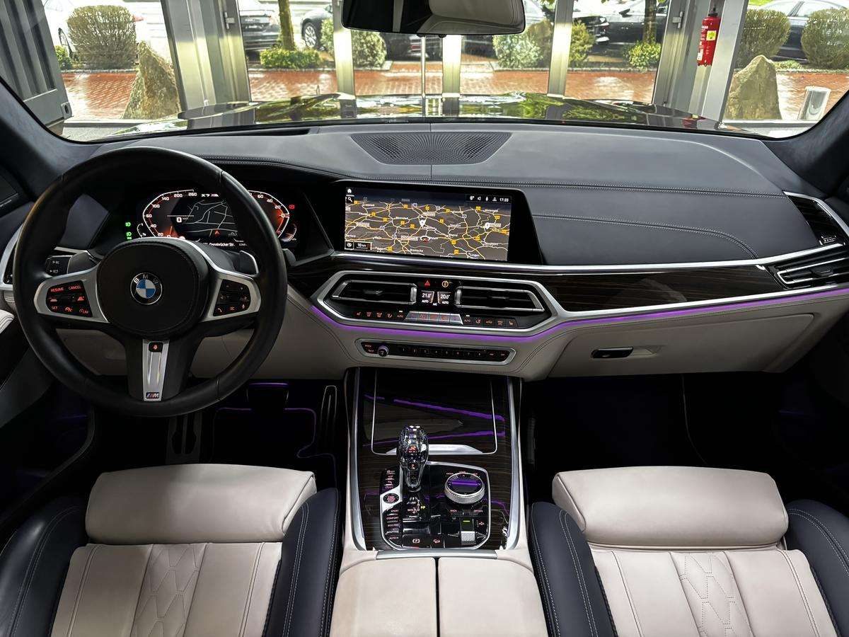 Fahrzeugbild eines BMW X7