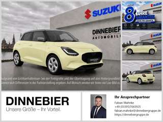 Schräge Frontansicht auf einen Suzuki Swift , freigestellt