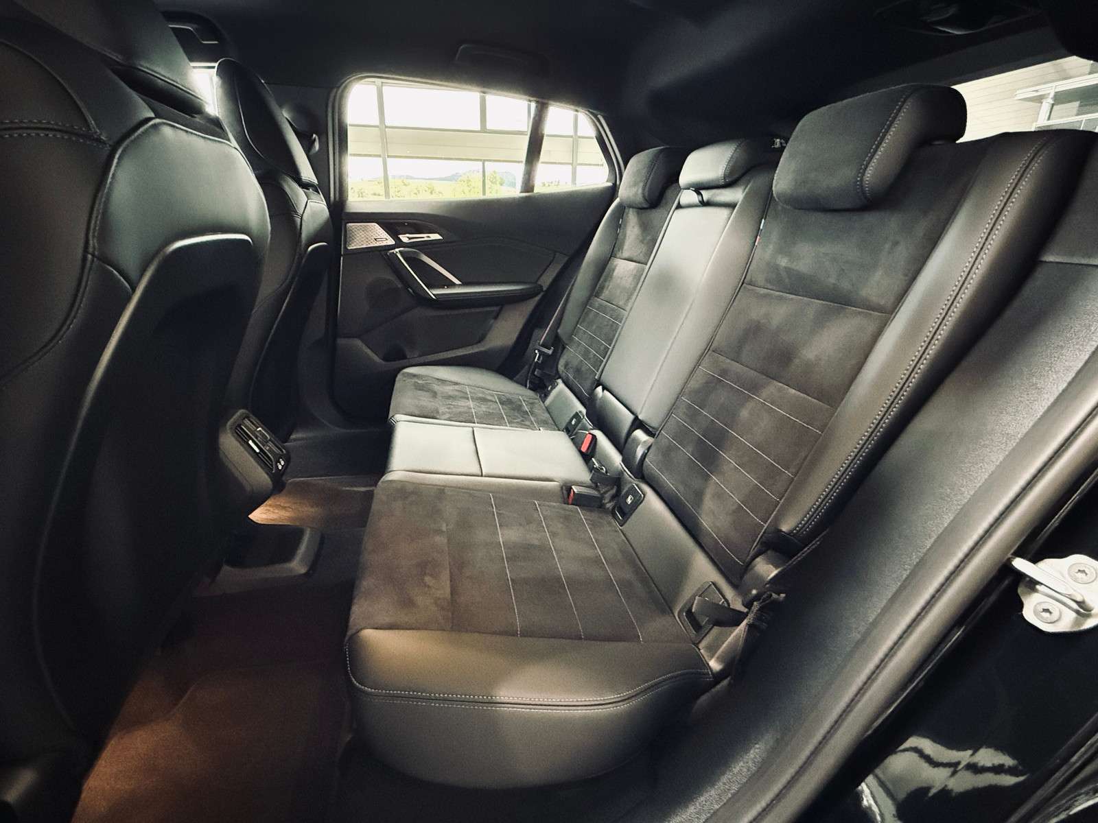 Fahrzeugbild eines BMW X2