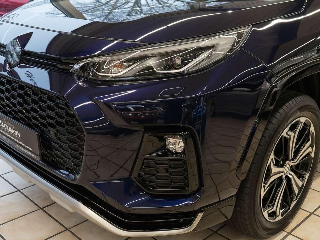 Fahrzeugbild eines Suzuki Across