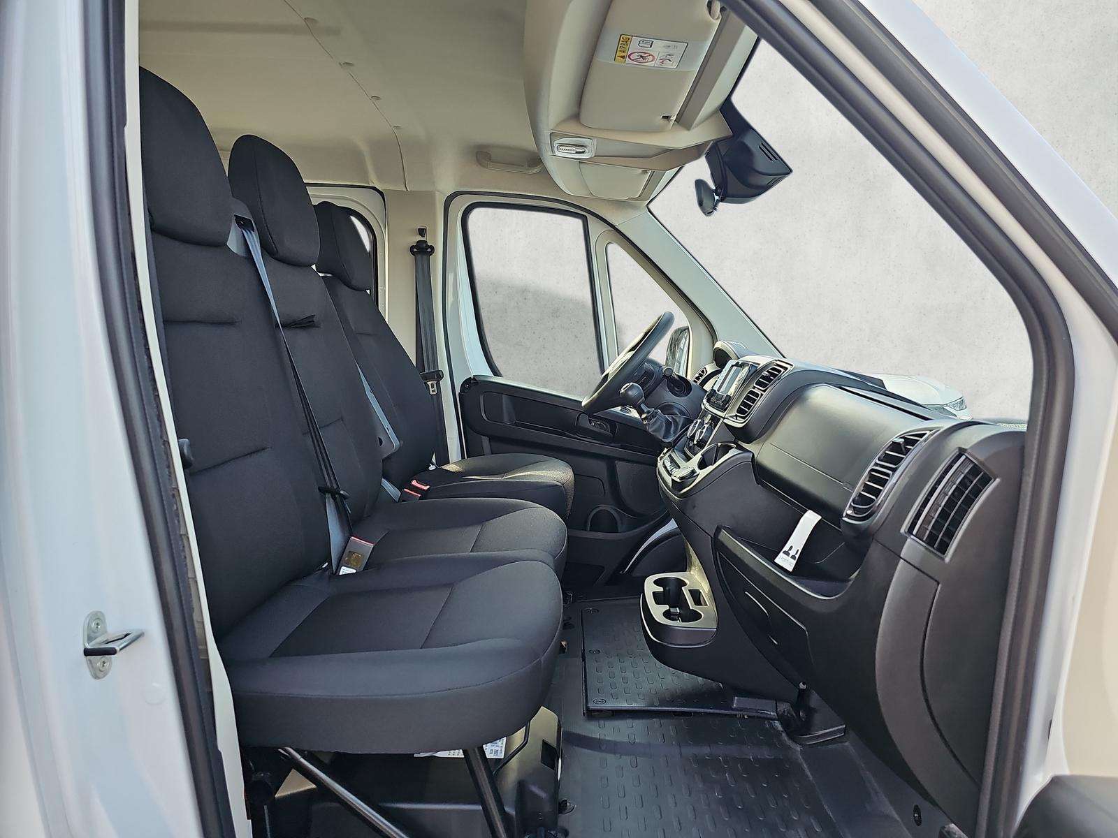 Fahrzeugbild eines Opel Movano