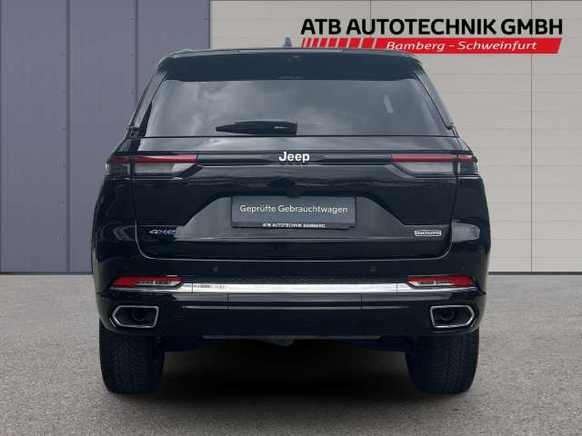 Fahrzeugbild eines Jeep Grand Cherokee