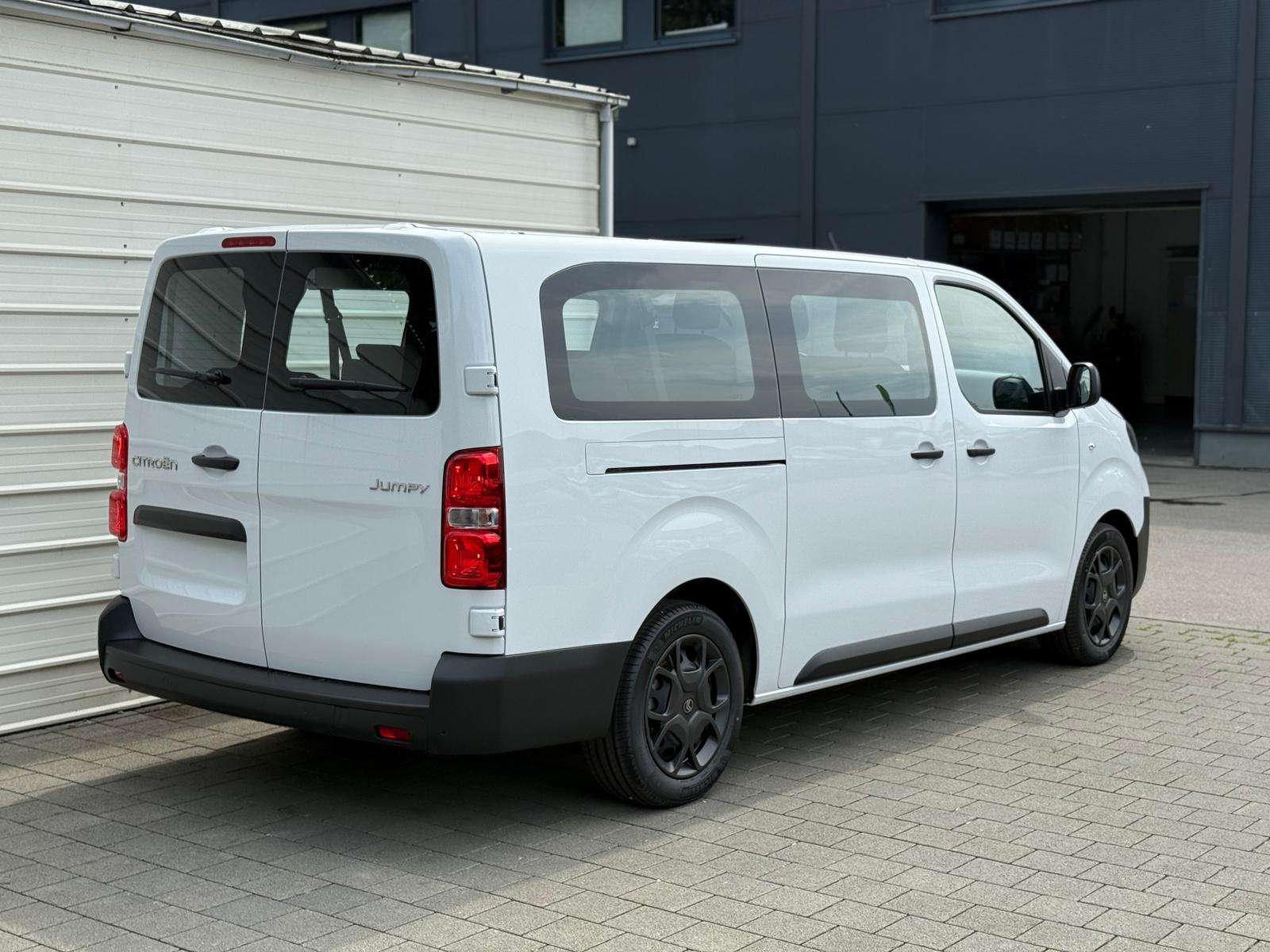 Fahrzeugbild eines Citroën Jumpy